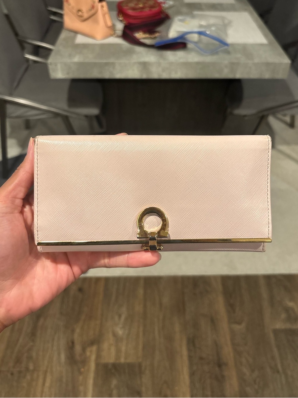 Vintage Salvatore Ferragamo Gancini Continental Wallet | Pink | Medium - Picture 9 of 10